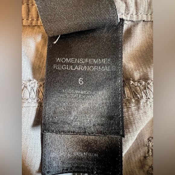 The North Face Women's size 6 Hiking Cargo ZipOff Convertible Capri Nylon H35 - Picture 5 of 10